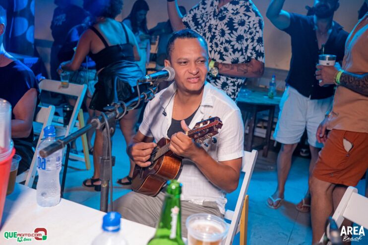 Gab Lopes e Me Leva 73 agitam a Saidêra da Area Beach 215