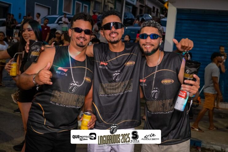 DSC_0107 Bloco Linguarudos atrai multidão em desfile no Festival do Cacau e Chocolate em Camacã 1140