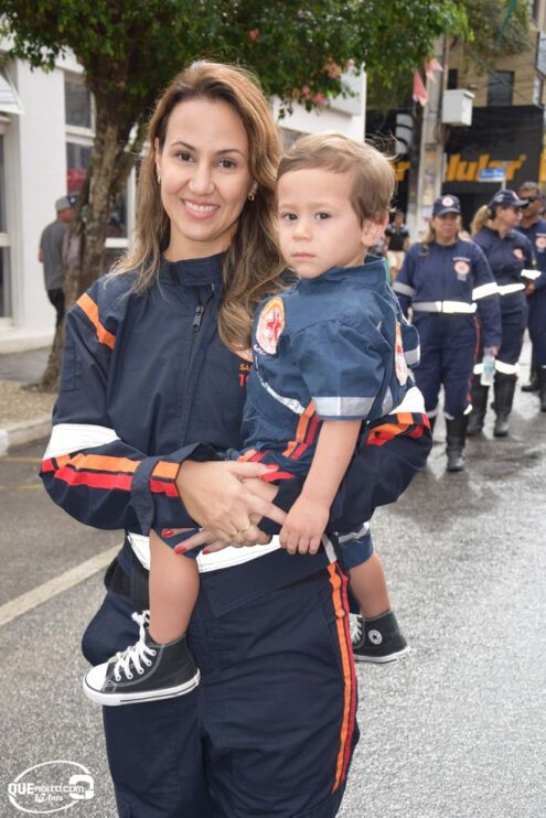 Desfile de 7 de Setembro atrai milhares de pessoas em Eunápolis 90