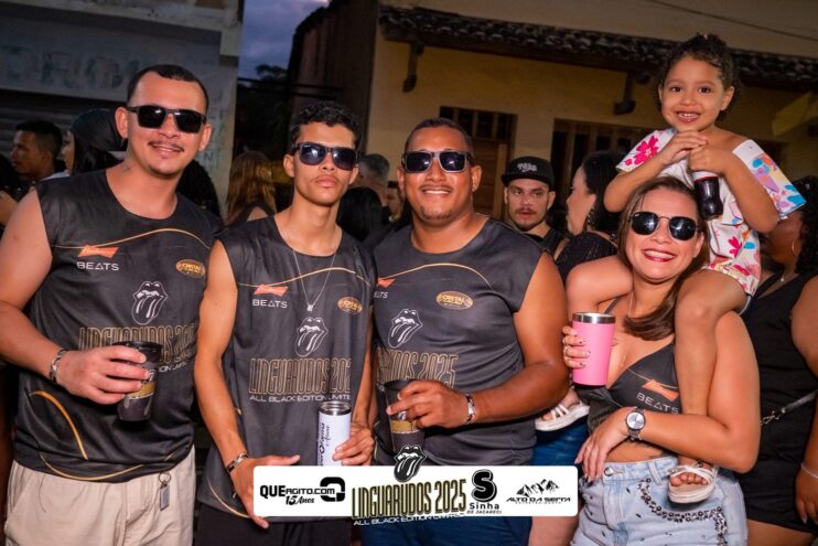 DSC_0172 Bloco Linguarudos atrai multidão em desfile no Festival do Cacau e Chocolate em Camacã 1192