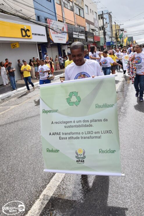 Desfile de 7 de Setembro atrai milhares de pessoas em Eunápolis 116