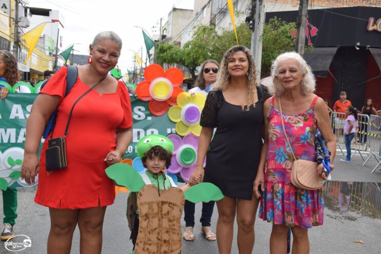 Desfile de 7 de Setembro atrai milhares de pessoas em Eunápolis 150