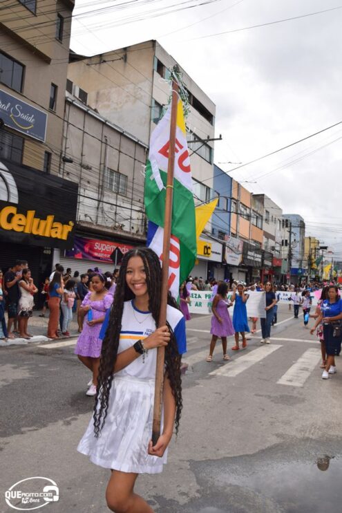 Desfile de 7 de Setembro atrai milhares de pessoas em Eunápolis 219
