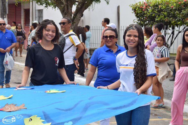 Desfile de 7 de Setembro atrai milhares de pessoas em Eunápolis 227