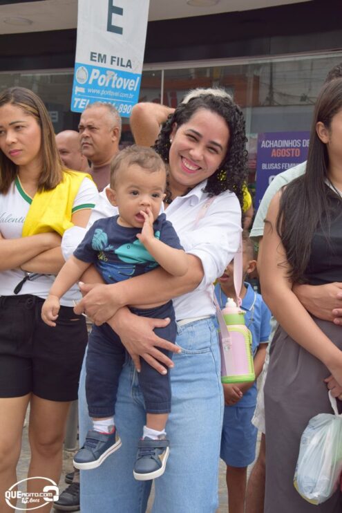 Desfile de 7 de Setembro atrai milhares de pessoas em Eunápolis 327