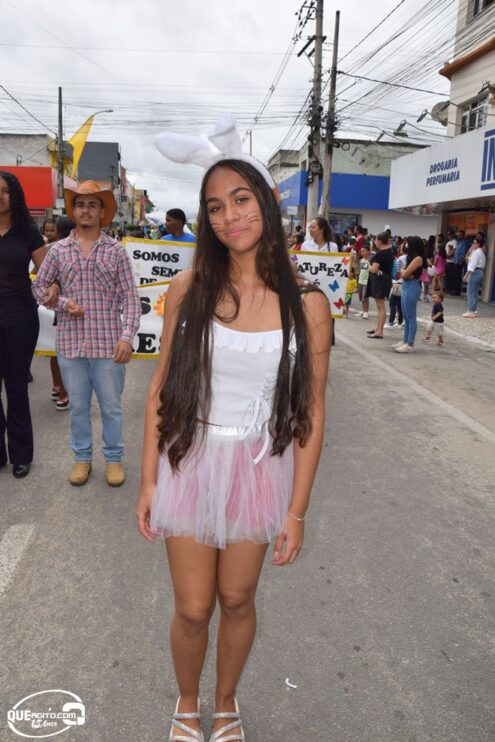 Desfile de 7 de Setembro atrai milhares de pessoas em Eunápolis 352