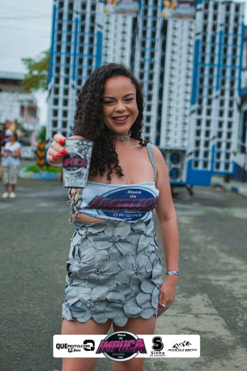 Bloco da Impuca completa 15 anos e arrasta multidão pelas ruas de Camacã 13