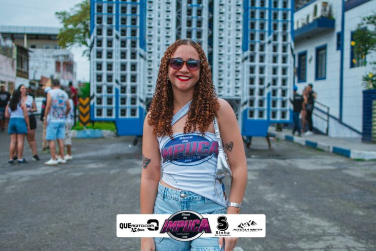 Bloco da Impuca completa 15 anos e arrasta multidão pelas ruas de Camacã 21