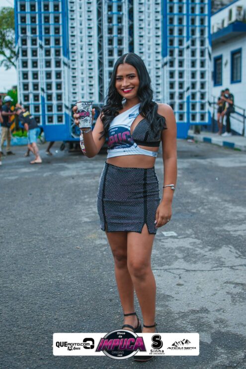 Bloco da Impuca completa 15 anos e arrasta multidão pelas ruas de Camacã 26