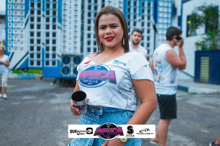 Bloco da Impuca completa 15 anos e arrasta multidão pelas ruas de Camacã 35