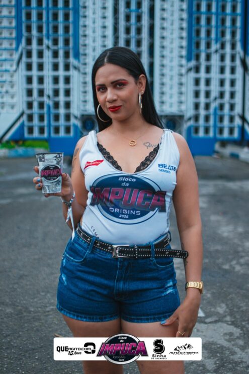 Bloco da Impuca completa 15 anos e arrasta multidão pelas ruas de Camacã 39