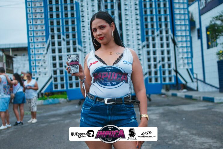 Bloco da Impuca completa 15 anos e arrasta multidão pelas ruas de Camacã 43