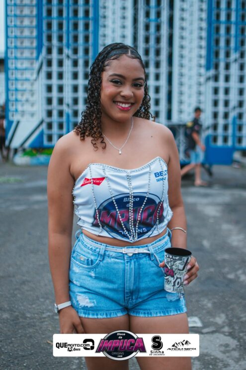 Bloco da Impuca completa 15 anos e arrasta multidão pelas ruas de Camacã 56