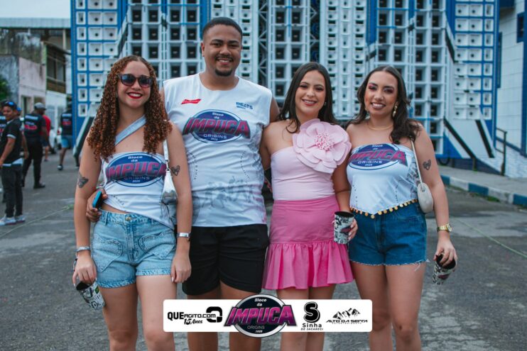 Bloco da Impuca completa 15 anos e arrasta multidão pelas ruas de Camacã 77