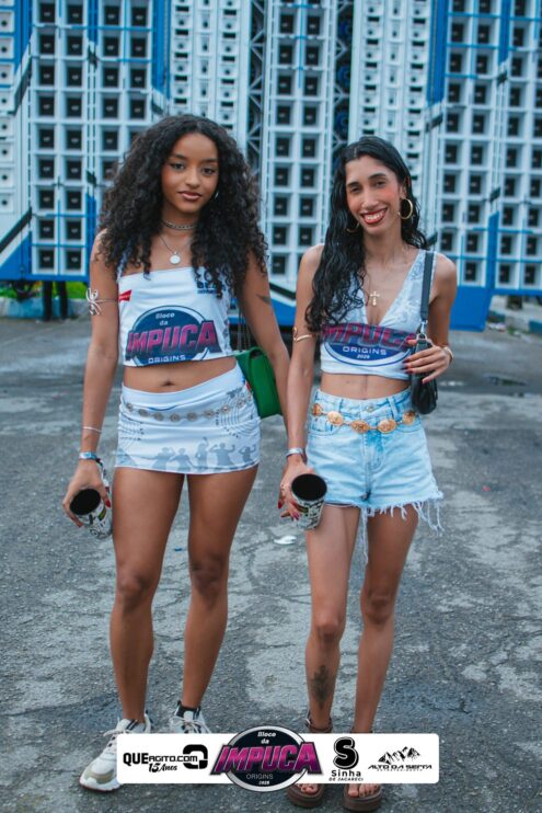 Bloco da Impuca completa 15 anos e arrasta multidão pelas ruas de Camacã 82