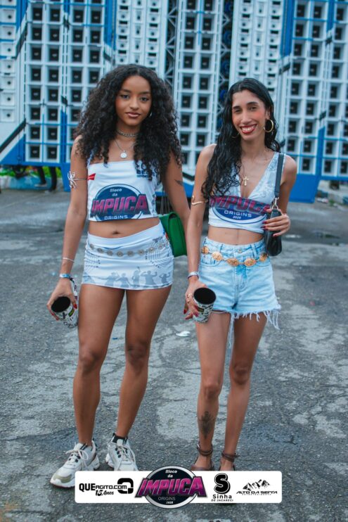 Bloco da Impuca completa 15 anos e arrasta multidão pelas ruas de Camacã 83