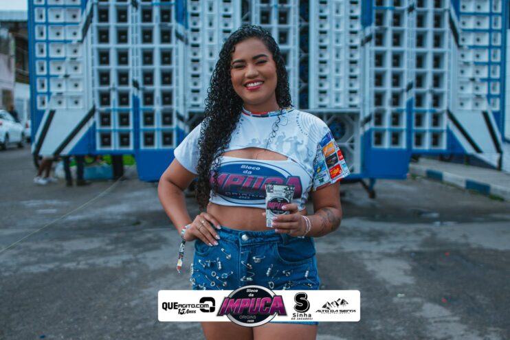 Bloco da Impuca completa 15 anos e arrasta multidão pelas ruas de Camacã 99