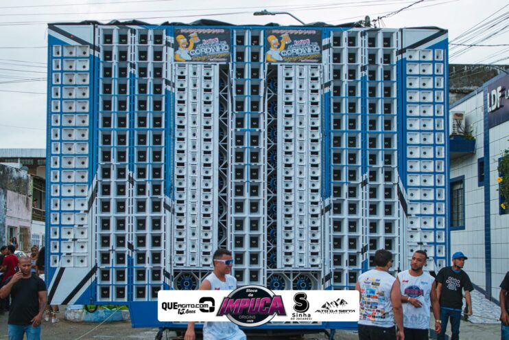 Bloco da Impuca completa 15 anos e arrasta multidão pelas ruas de Camacã 164