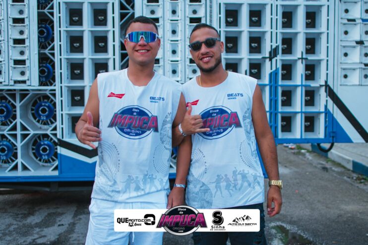 Bloco da Impuca completa 15 anos e arrasta multidão pelas ruas de Camacã 176