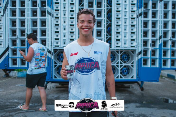 Bloco da Impuca completa 15 anos e arrasta multidão pelas ruas de Camacã 184