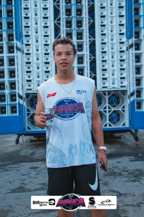 Bloco da Impuca completa 15 anos e arrasta multidão pelas ruas de Camacã 187