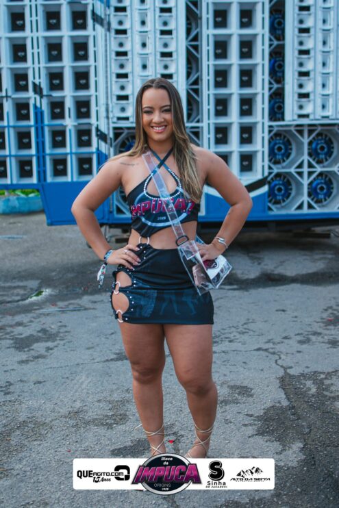 Bloco da Impuca completa 15 anos e arrasta multidão pelas ruas de Camacã 243