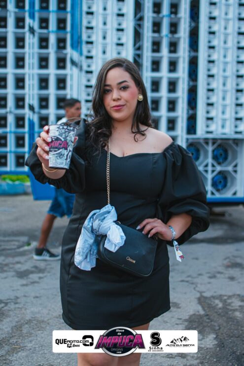 Bloco da Impuca completa 15 anos e arrasta multidão pelas ruas de Camacã 253