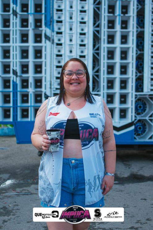 Bloco da Impuca completa 15 anos e arrasta multidão pelas ruas de Camacã 262