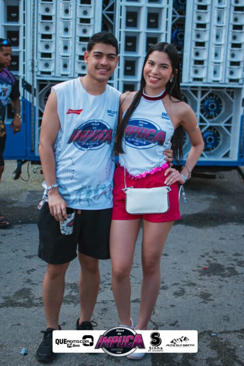 Bloco da Impuca completa 15 anos e arrasta multidão pelas ruas de Camacã 292