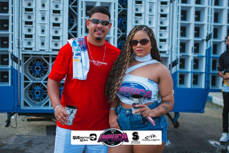 Bloco da Impuca completa 15 anos e arrasta multidão pelas ruas de Camacã 298