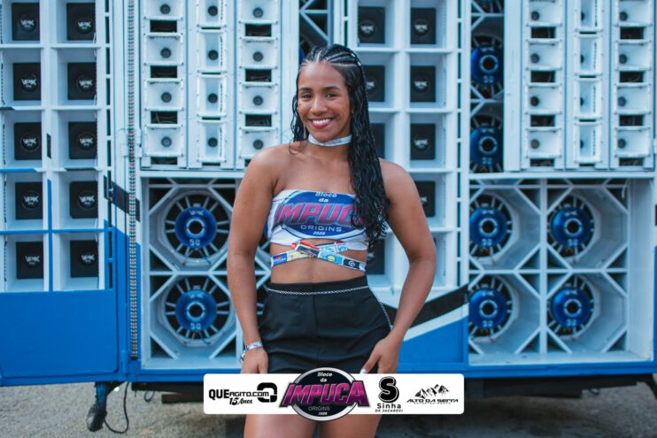 Bloco da Impuca completa 15 anos e arrasta multidão pelas ruas de Camacã 309