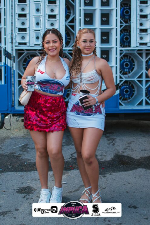 Bloco da Impuca completa 15 anos e arrasta multidão pelas ruas de Camacã 317