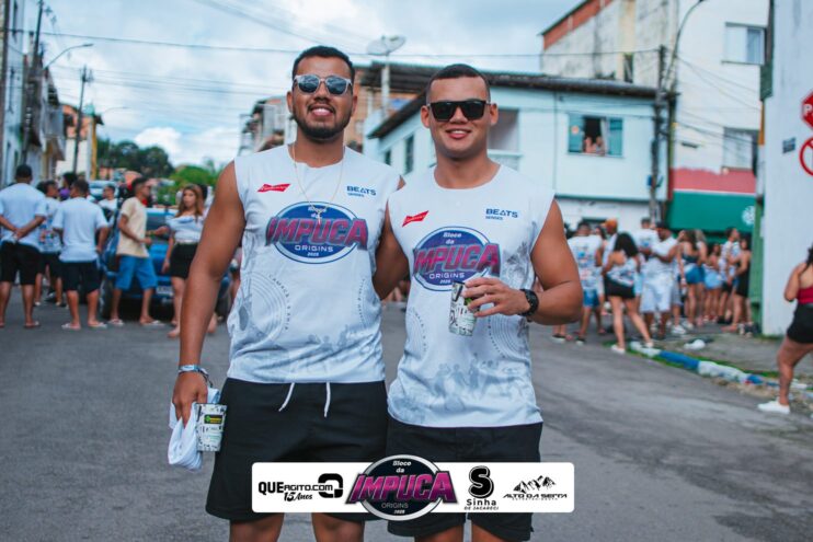 Bloco da Impuca completa 15 anos e arrasta multidão pelas ruas de Camacã 341