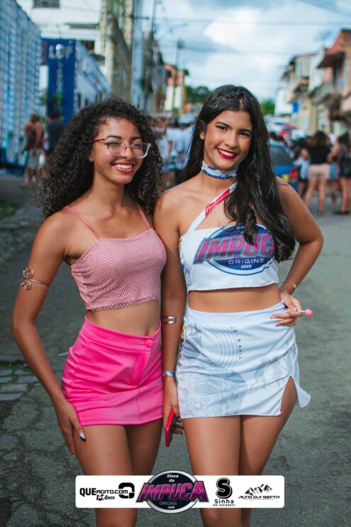 Bloco da Impuca completa 15 anos e arrasta multidão pelas ruas de Camacã 698