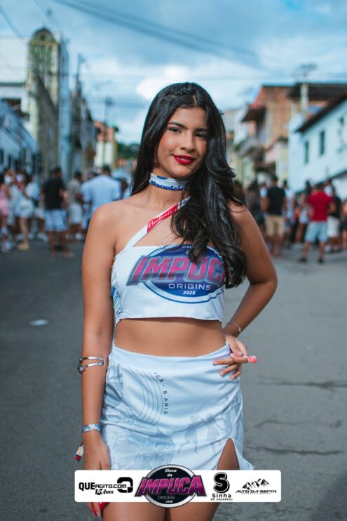 Bloco da Impuca completa 15 anos e arrasta multidão pelas ruas de Camacã 699