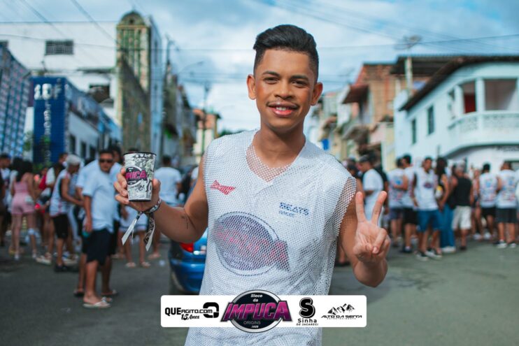 Bloco da Impuca completa 15 anos e arrasta multidão pelas ruas de Camacã 722