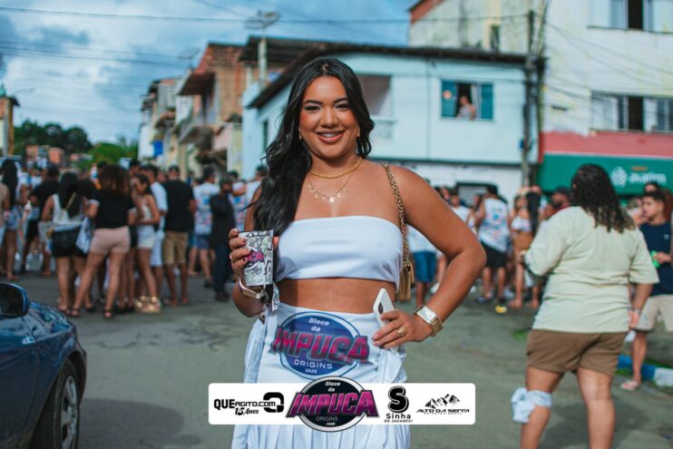 Bloco da Impuca completa 15 anos e arrasta multidão pelas ruas de Camacã 725