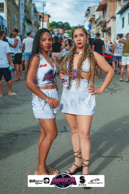 Bloco da Impuca completa 15 anos e arrasta multidão pelas ruas de Camacã 736