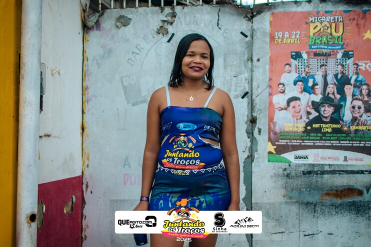 Bloco Juntando Os Troços agita a avenida no Festival do Cacau e Chocolate 2025 20