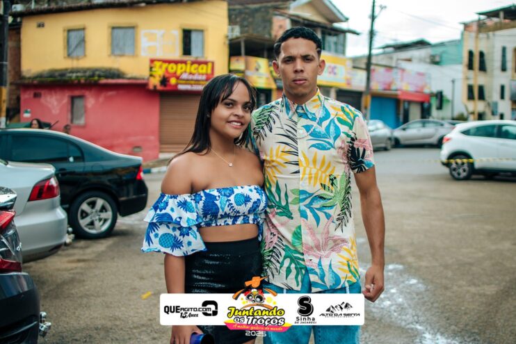 Bloco Juntando Os Troços agita a avenida no Festival do Cacau e Chocolate 2025 28