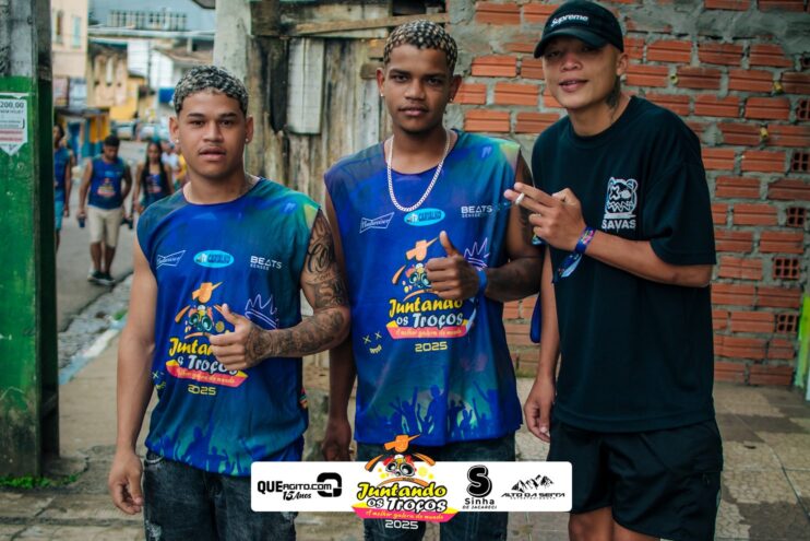 Bloco Juntando Os Troços agita a avenida no Festival do Cacau e Chocolate 2025 51