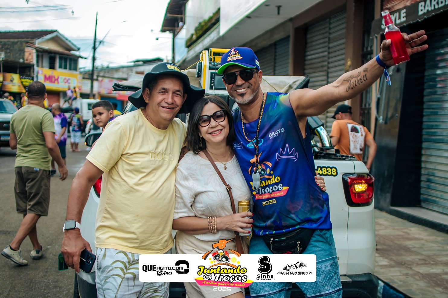 Bloco Juntando Os Troços agita a avenida no Festival do Cacau e Chocolate 2025 23