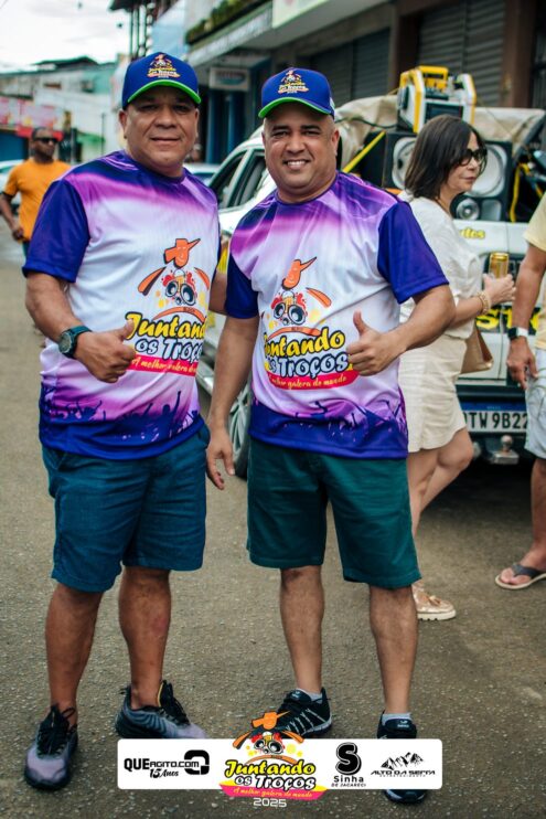 Bloco Juntando Os Troços agita a avenida no Festival do Cacau e Chocolate 2025 79