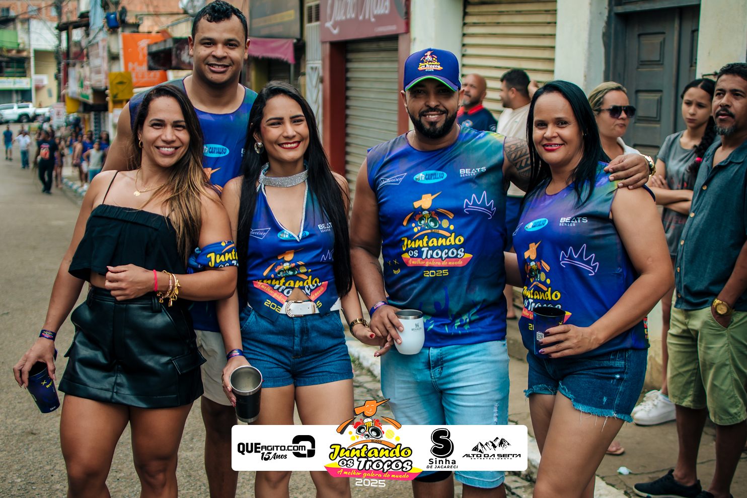 Bloco Juntando Os Troços agita a avenida no Festival do Cacau e Chocolate 2025 21