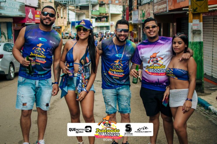 Bloco Juntando Os Troços agita a avenida no Festival do Cacau e Chocolate 2025 113