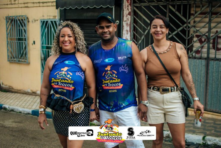 Bloco Juntando Os Troços agita a avenida no Festival do Cacau e Chocolate 2025 123