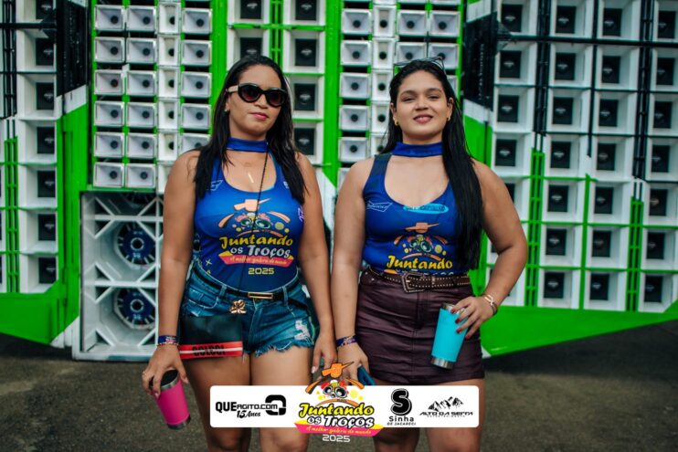 Bloco Juntando Os Troços agita a avenida no Festival do Cacau e Chocolate 2025 136