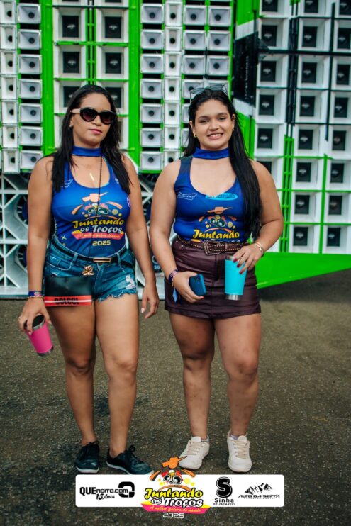 Bloco Juntando Os Troços agita a avenida no Festival do Cacau e Chocolate 2025 137