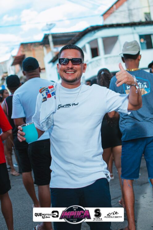 Bloco da Impuca completa 15 anos e arrasta multidão pelas ruas de Camacã 742