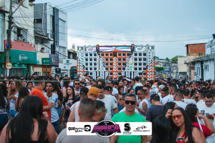 Bloco da Impuca completa 15 anos e arrasta multidão pelas ruas de Camacã 750